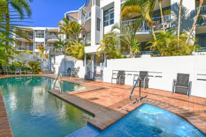  Portobello Resort Apartments  Серферс-Парадайс